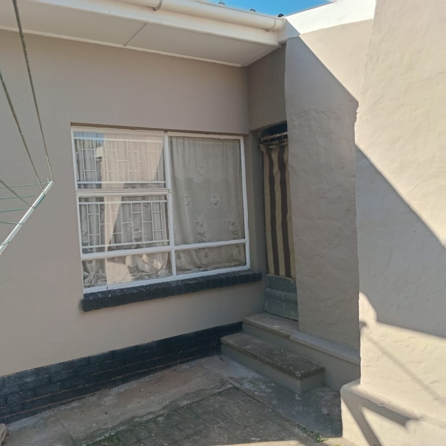 4 Bedroom Property for Sale in Despatch Central Eastern Cape